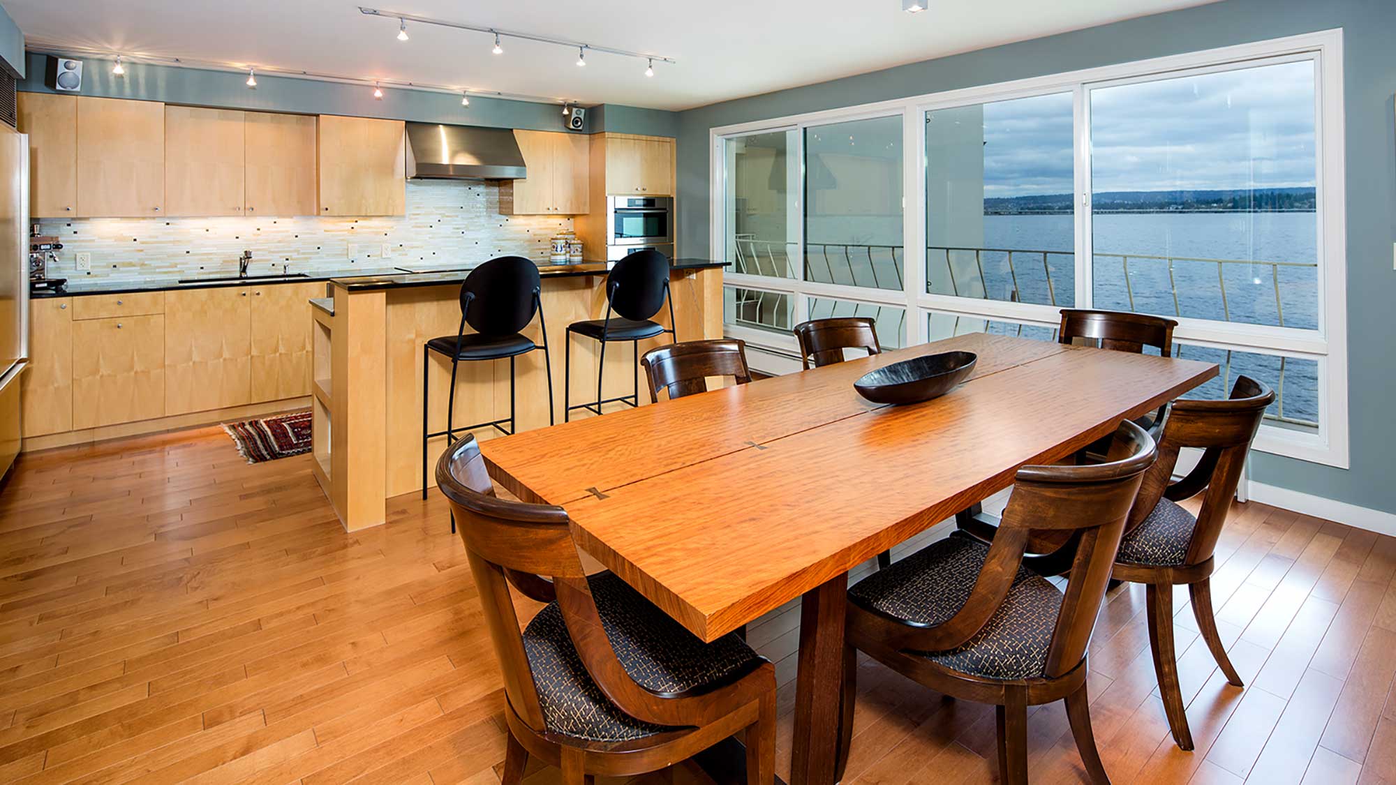 Seattle Luxury Homes Featured Seattle Luxury Homes and Estates